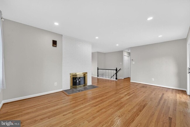 Building Photo - 7507 Murillo St