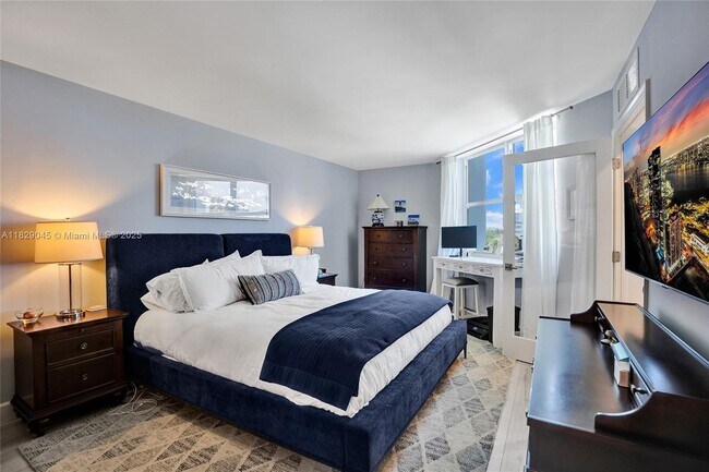 Building Photo - 1340 S Ocean Blvd