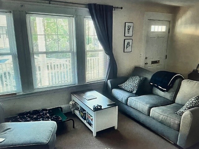 Primary Photo - 17 Cady Ave