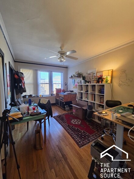 Building Photo - 2474 W Pensacola Ave