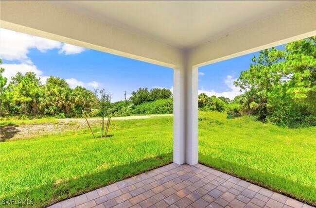 Building Photo - 3003 Lady Ln