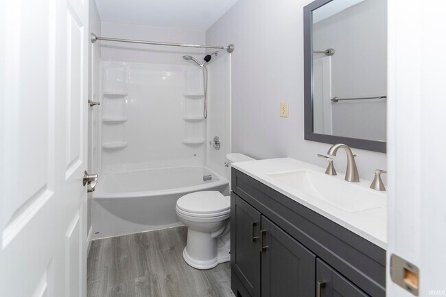 Building Photo - 7877 Marywood Dr