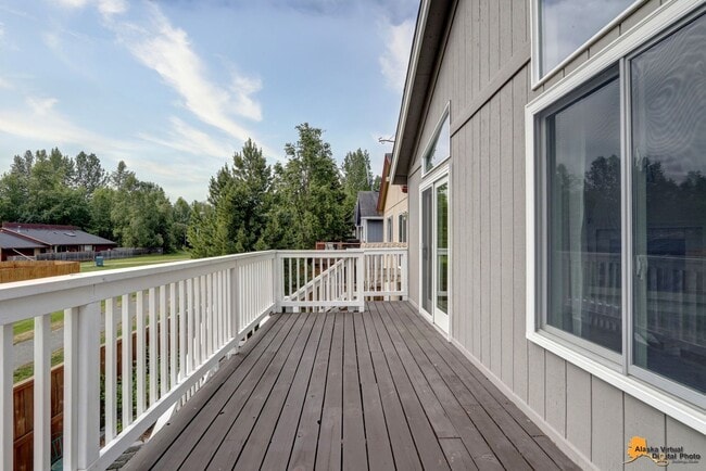 Building Photo - COMING SOON! Rare Find! East Anchorage Home! Military Discount Available!