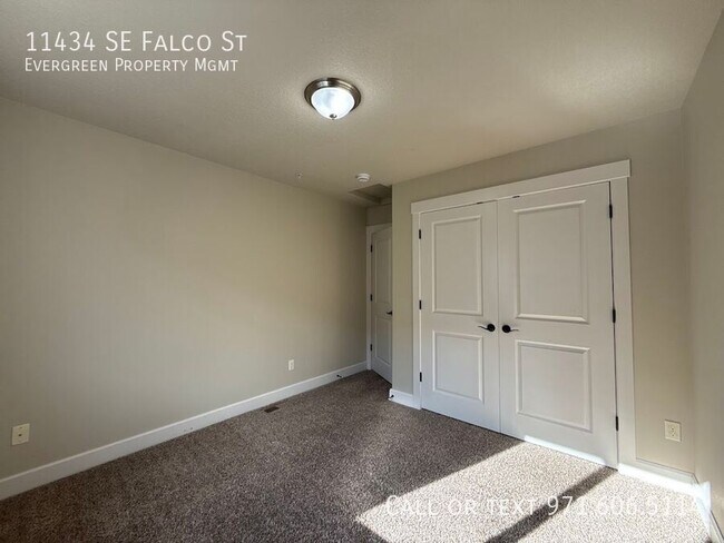Building Photo - 11434 SE Falco St