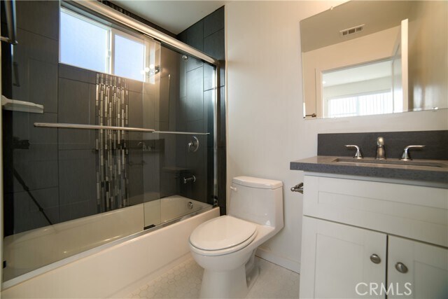 Building Photo - 4559 Pickford St