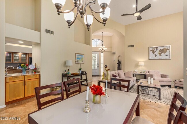 Building Photo - 8117 E Cortez Dr