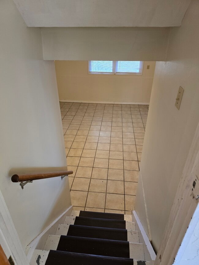 Building Photo - Fairway