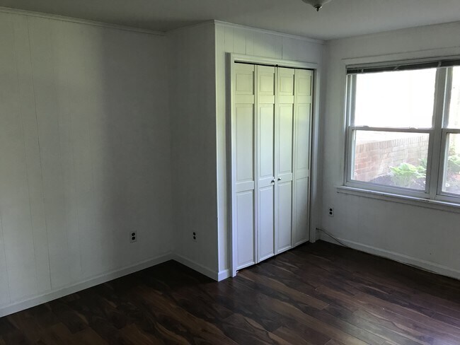 typical bedroom (1 of 2) - 4805 Randolph Dr