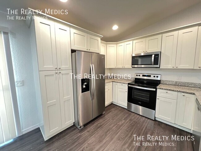 Building Photo - 111 Fisher Rd