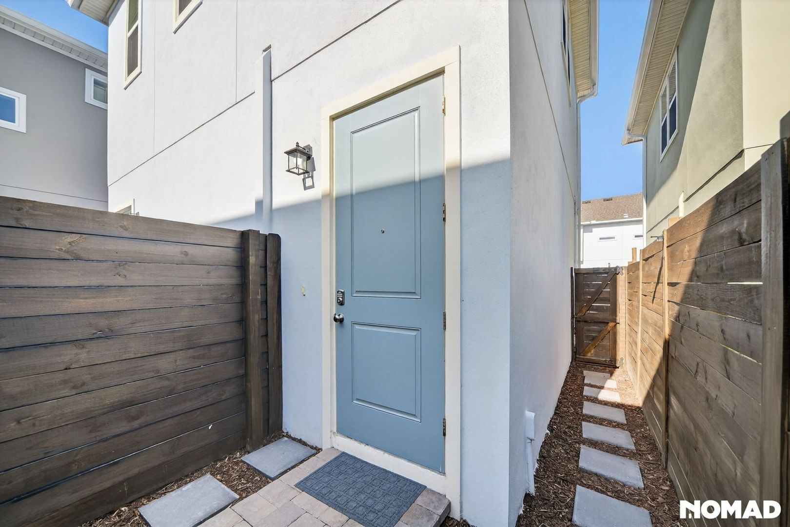 Building Photo - 10322 Marconi Ave