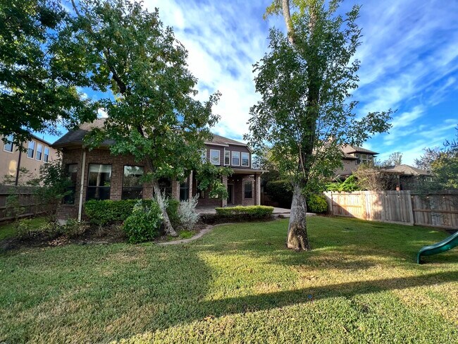 Building Photo - 7007 Fall Creek Ln