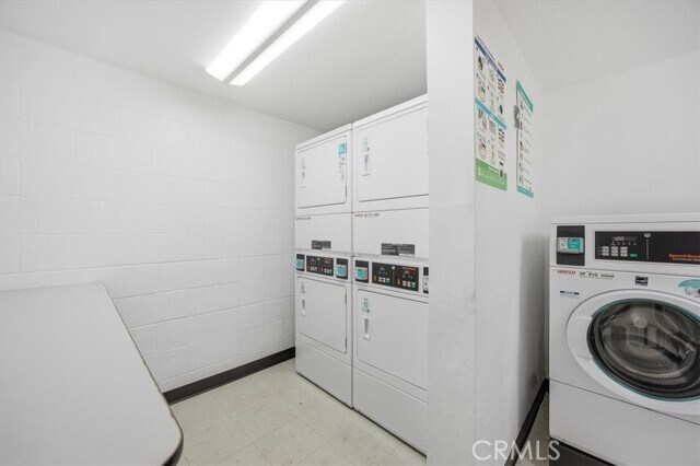 Building Photo - 3604 W Estates Ln