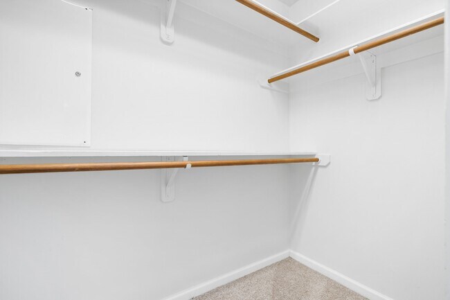 Building Photo - 23 Teakwood Pl