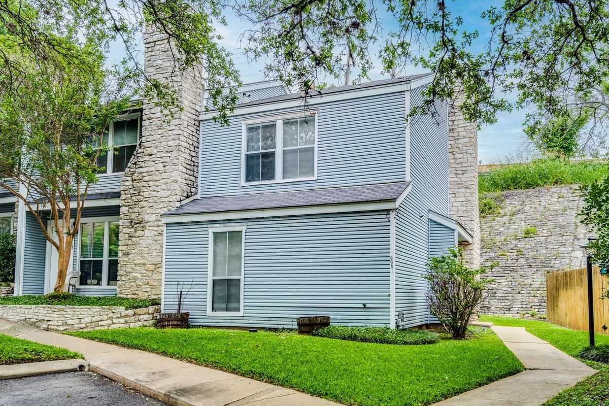 Building Photo - 6901 Old Quarry Ln