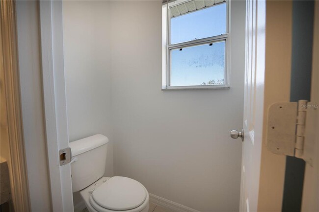 Building Photo - 1241 S Beach Cir