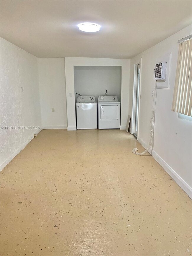 Building Photo - 12 Andros Rd