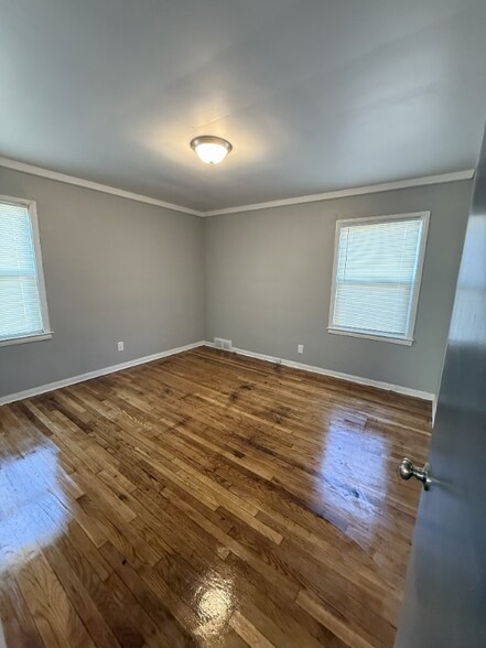 Building Photo - 11350 Stockwell St