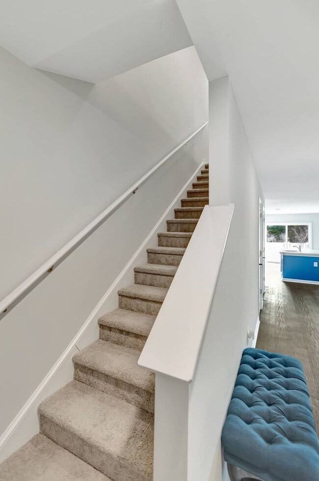 Building Photo - Townes at Merrimack