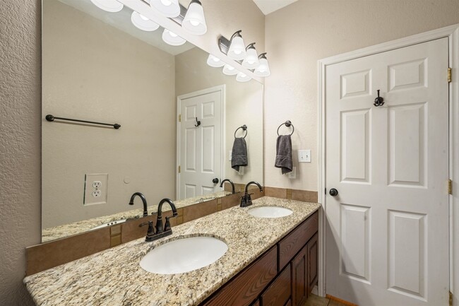 Building Photo - 104 Running Bear Trail