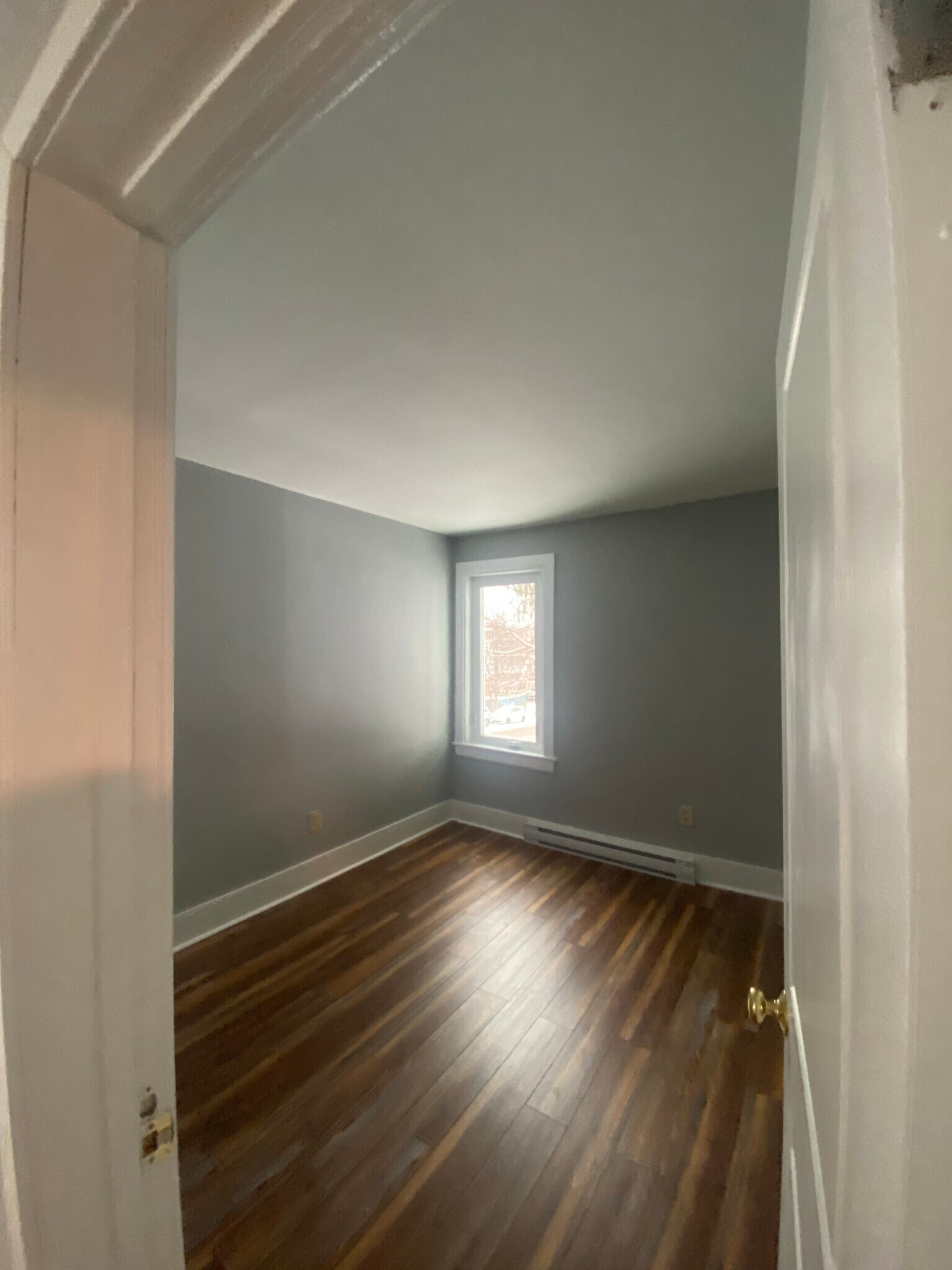 Building Photo - 55 Chase St