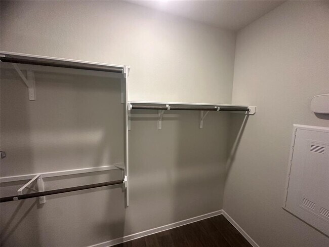 Building Photo - 2603 Towy Rd