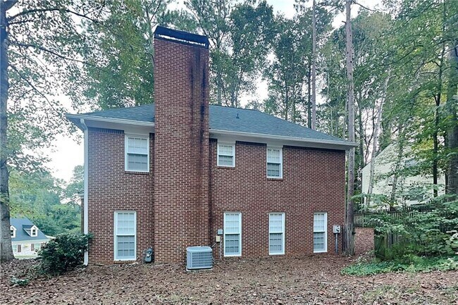 Building Photo - 3002 Mulberry St