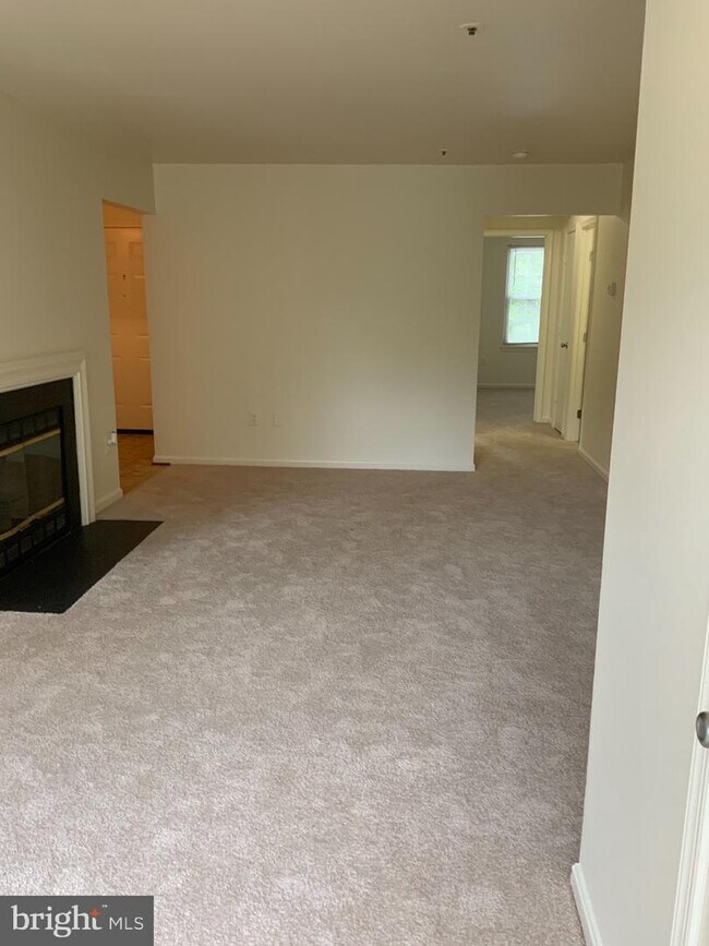 Building Photo - 14905 Cleese Ct