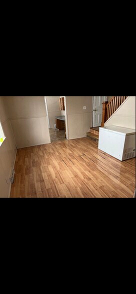 Building Photo - 116 Woodland Ave