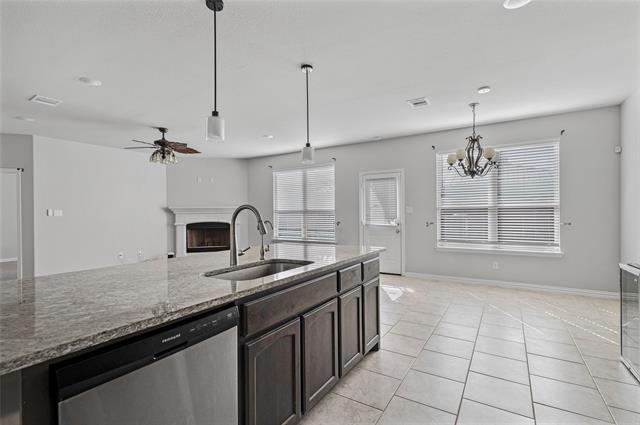 Building Photo - 4704 W Cormorant Dr