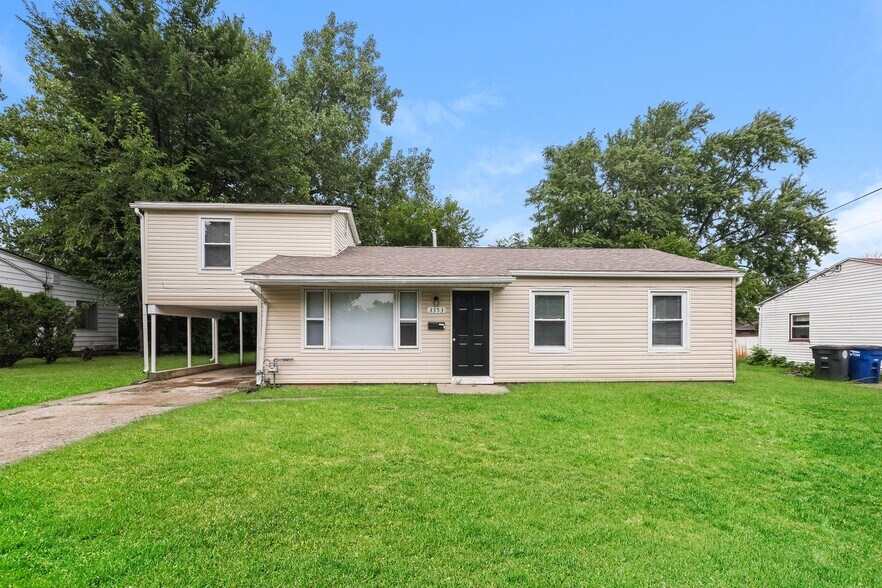 Building Photo - 3353 Forent Ave