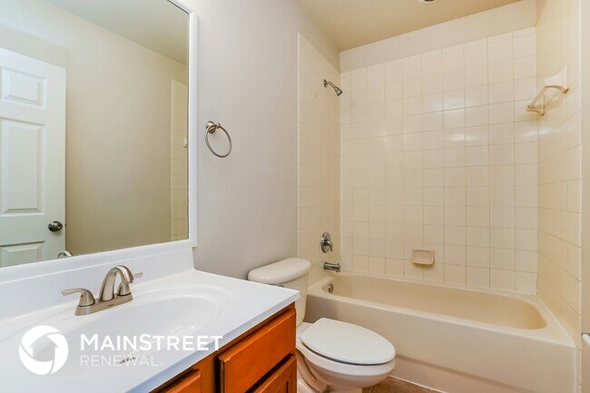 Building Photo - 17570 Cherry Ridge Ln