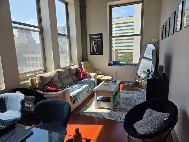 Building Photo - 511 N Broad St