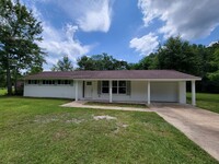 Building Photo - 3-Bedroom, 2-Bath in Gulf Park Estates – P...