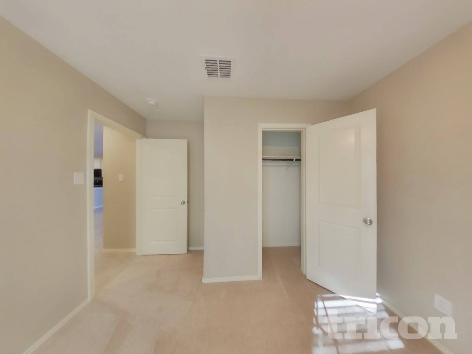 Building Photo - 8901 Red Fox Trl