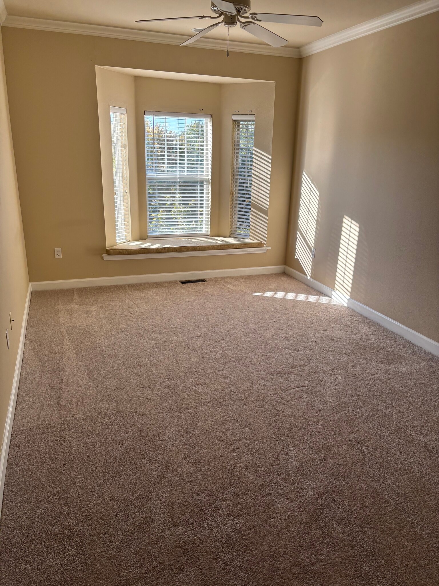 Building Photo - 2602 McKnight Crossing Ct