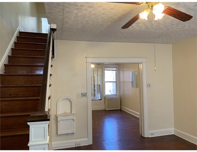 Building Photo - 518 Winston Ave