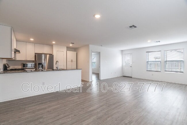 Building Photo - 7009 Shears Pl