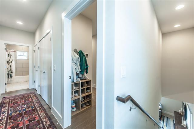 Building Photo - 971 Bassett Pl