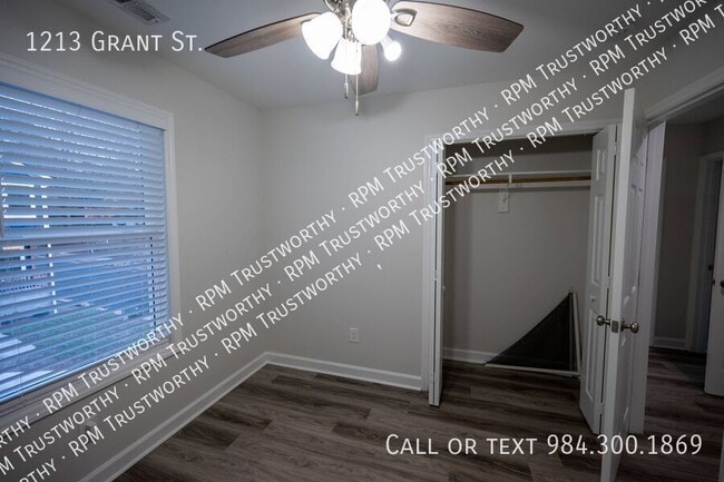 Building Photo - 1213 Grant St