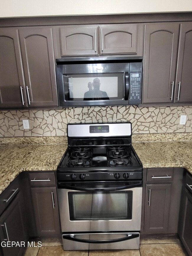 Building Photo - 14681 Spanish Point Dr