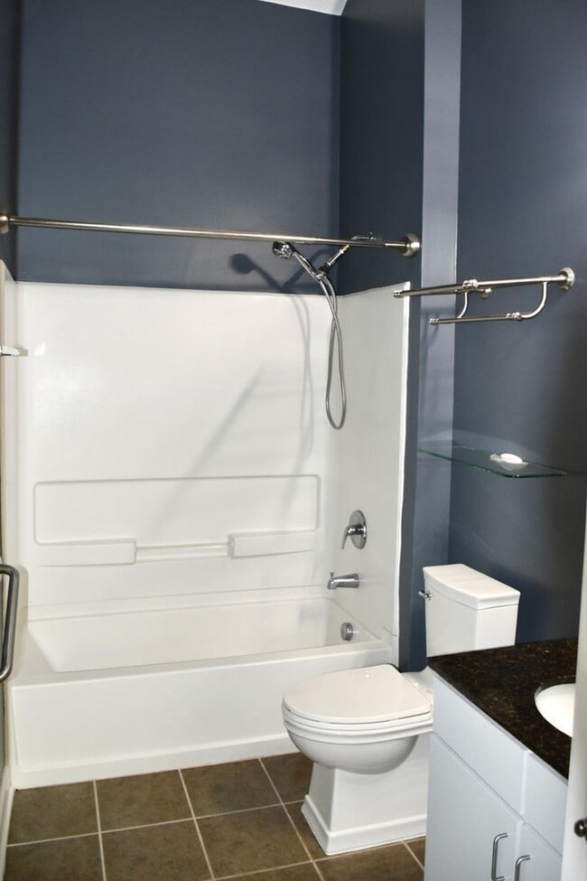 Building Photo - Asheville Condo Rental w/ Garage!