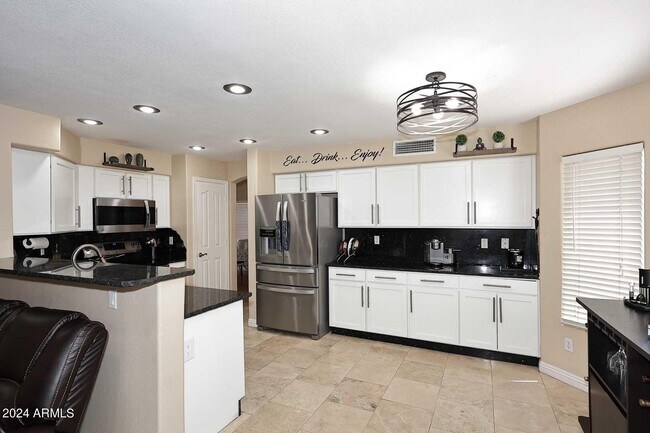 Building Photo - 25224 N 66th Dr
