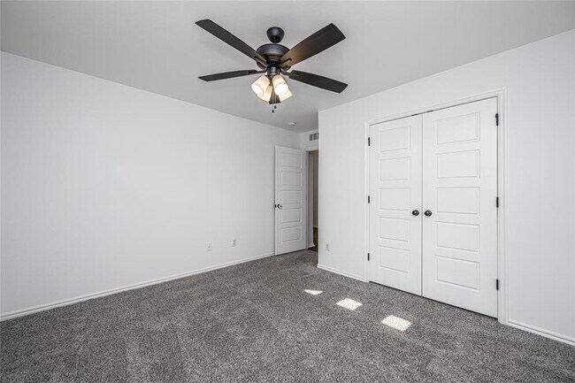 Building Photo - 8516 Gibbs Dr