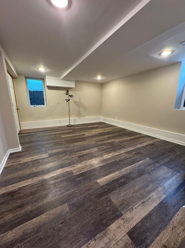 Building Photo - 2096 Randolph Ave