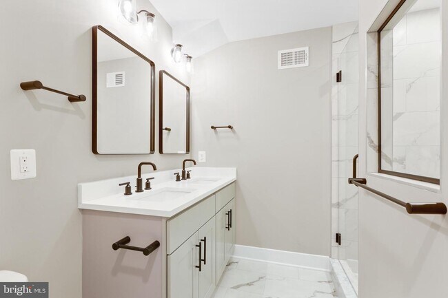 Building Photo - 3129 Fait Ave