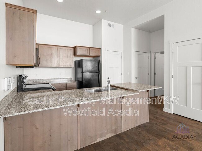 Building Photo - 166 W 1000 S
