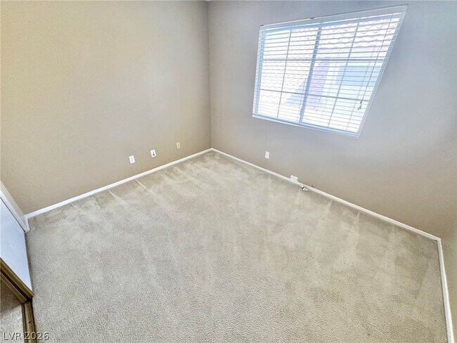 Building Photo - 8233 Cactus Canyon Ct