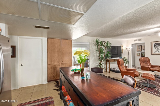 Building Photo - 12728 N 40th Pl