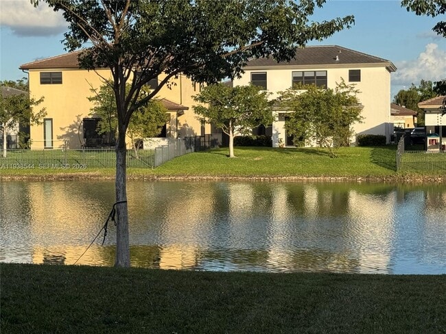 Building Photo - 4435 SW 174th Ave