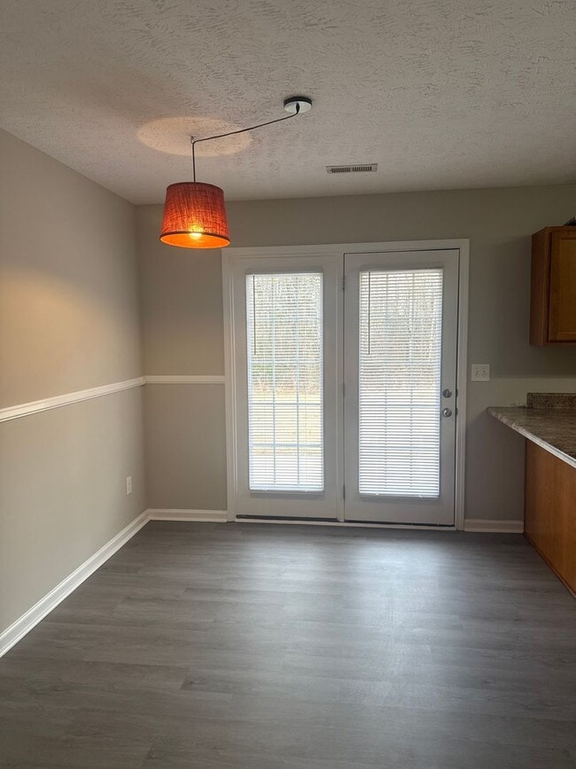 Building Photo - 3113 Barretts Ridge Dr